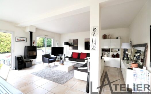 MAISON FAMILIALE CONTEMPORAINE