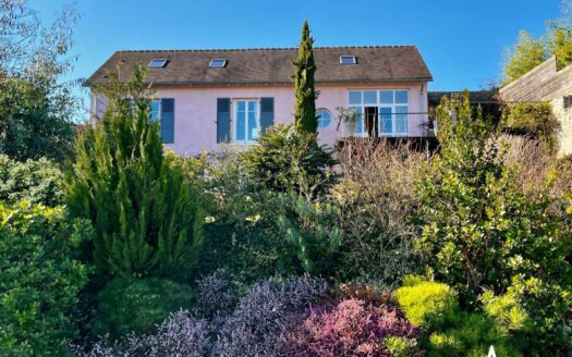 LA MAISON ROSE
