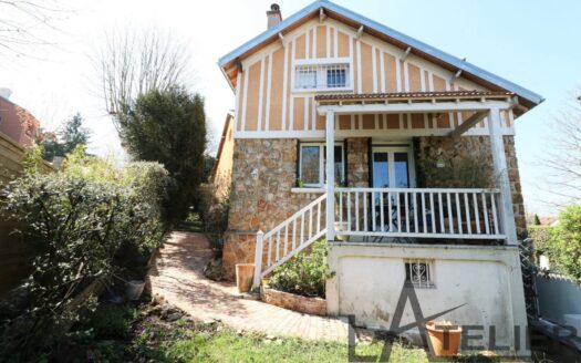 FOURQUEUX Maison Meulières