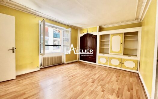 Appartement à rénover au Panthéon