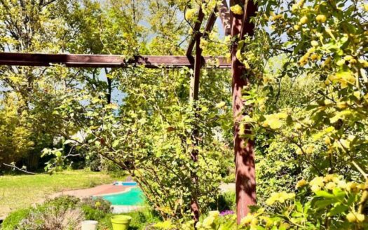 SAUTRON bourg – Contemporaine spacieuse, 5ch, bureau, piscine