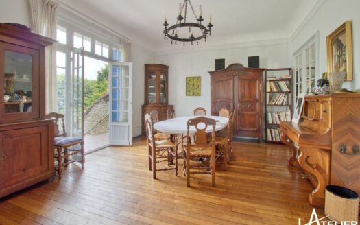Maison Familiale Art Déco à Saint-Cloud – Quartier des Coteaux