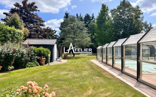 Spacieuse demeure de standing, splendide jardin, piscine