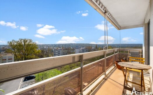 LA ROSERAIE DERNIER ETAGE